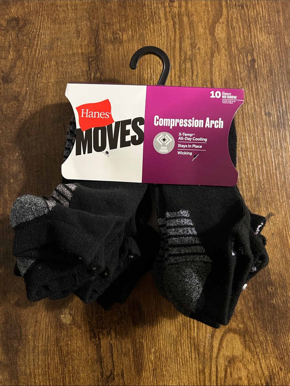Hanes Moves Women’s Black Compression Arch Athletic Socks - 10 Pack Size 5-9